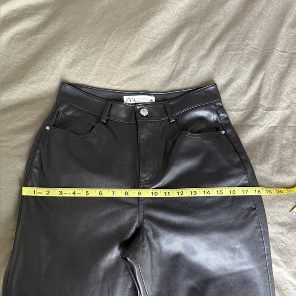 Zara Black Leather Black Pants Sz 4 Straight Leg High Mid Rise 90s Quiet Luxury - Picture 6 of 8